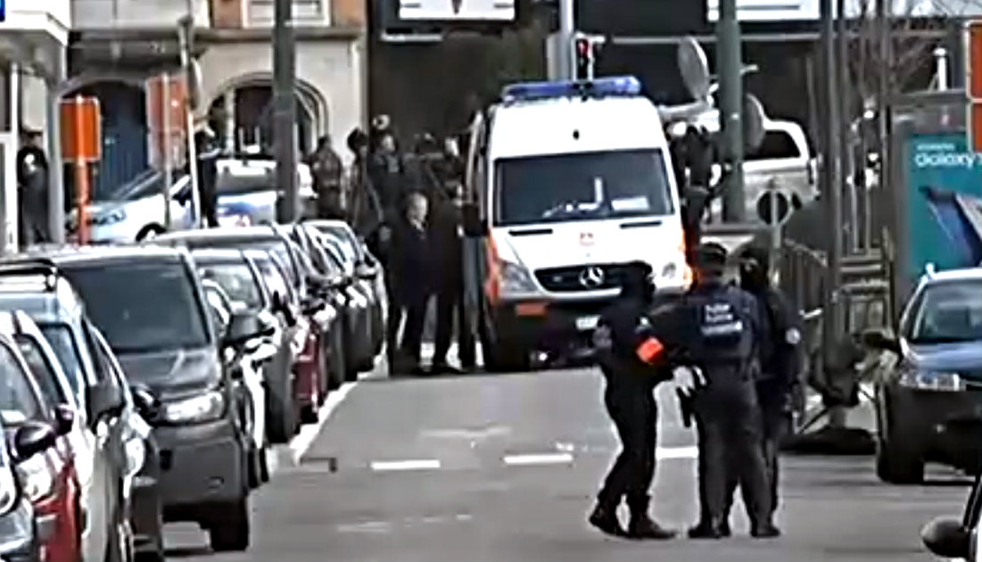 Bruxelles, i morti sono 32. I punti da chiarire delle indagini – Foto e Video Bruxelles, i morti sono 32. I punti da chiarire delle indagini – Foto e Video