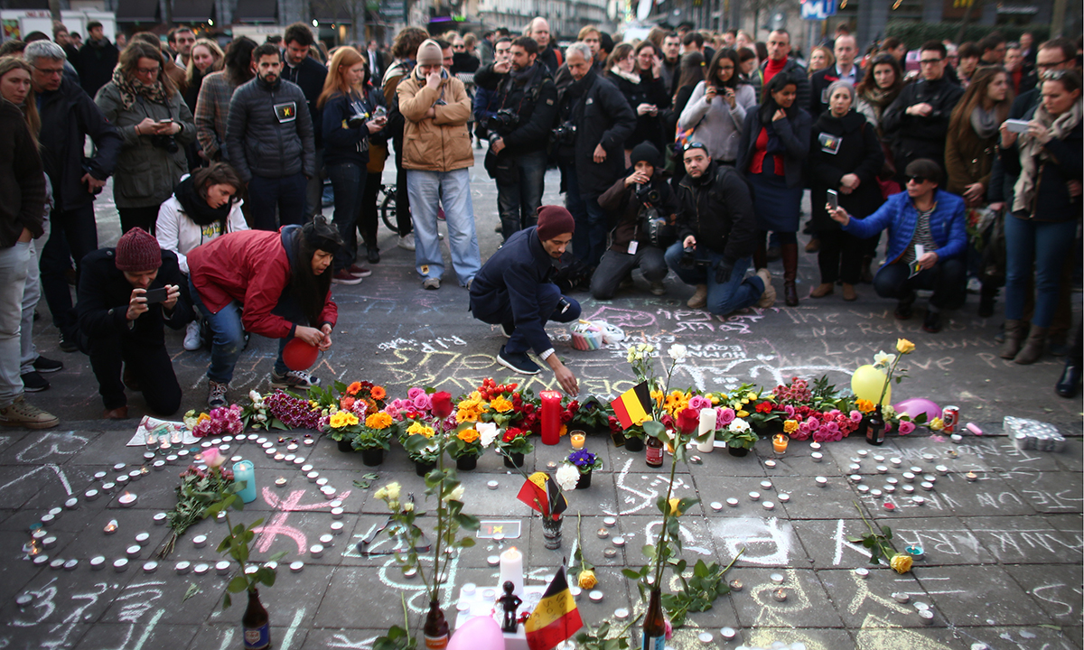 Bruxelles, i morti sono 32. I punti da chiarire delle indagini – Foto e Video Bruxelles, i morti sono 32. I punti da chiarire delle indagini – Foto e Video