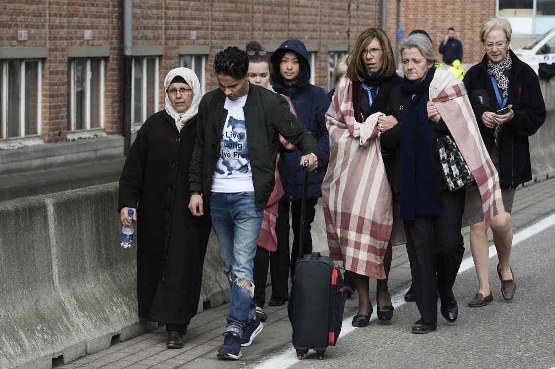 Bruxelles, i morti sono 32. I punti da chiarire delle indagini – Foto e Video Bruxelles, i morti sono 32. I punti da chiarire delle indagini – Foto e Video