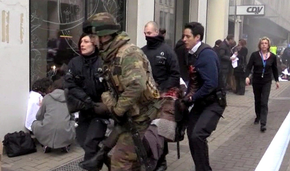 Bruxelles, i morti sono 32. I punti da chiarire delle indagini – Foto e Video Bruxelles, i morti sono 32. I punti da chiarire delle indagini – Foto e Video