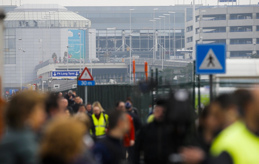 Bruxelles, i morti sono 32. I punti da chiarire delle indagini – Foto e Video Bruxelles, i morti sono 32. I punti da chiarire delle indagini – Foto e Video