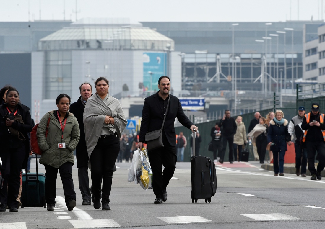 Bruxelles, i morti sono 32. I punti da chiarire delle indagini – Foto e Video Bruxelles, i morti sono 32. I punti da chiarire delle indagini – Foto e Video
