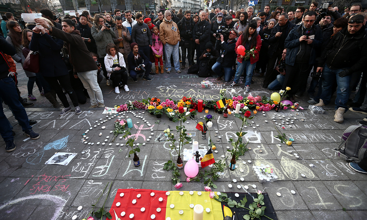 Bruxelles, i morti sono 32. I punti da chiarire delle indagini – Foto e Video Bruxelles, i morti sono 32. I punti da chiarire delle indagini – Foto e Video