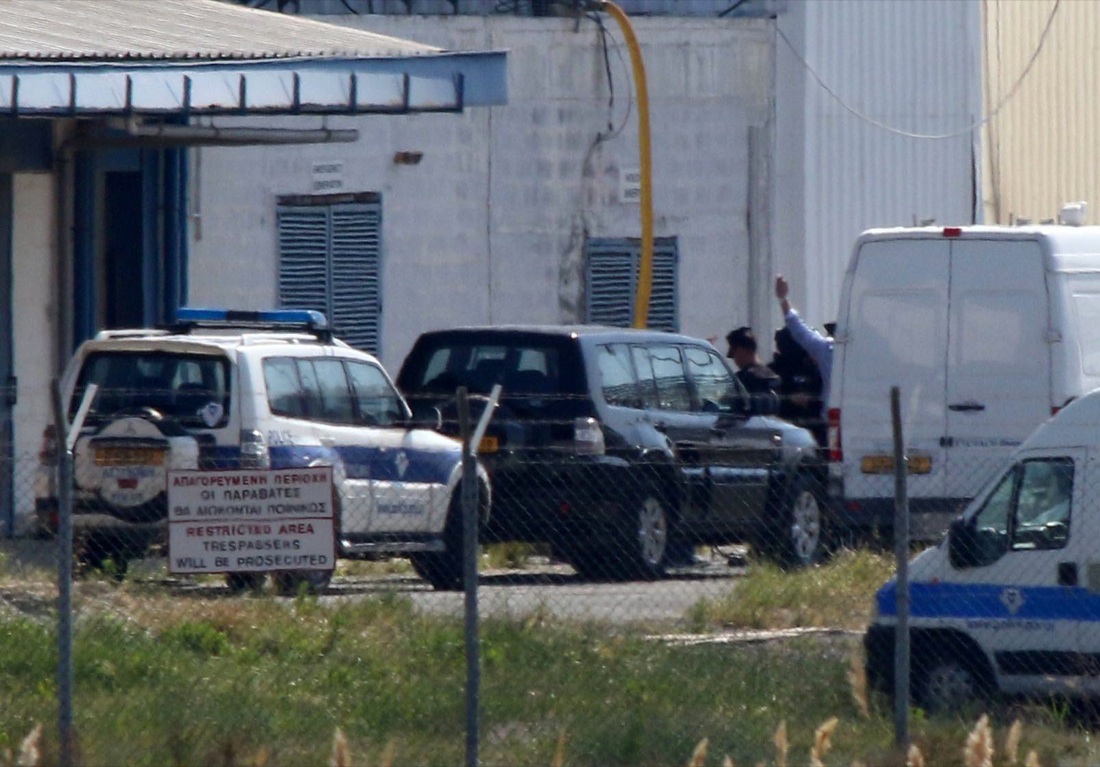 Dirottamento a Cipro, il racconto dell’ostaggio italiano – Foto e video Dirottamento a Cipro, il racconto dell’ostaggio italiano – Foto e video