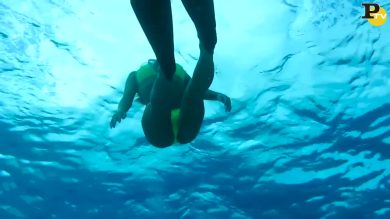 Hannah Davis seducente come una sirenetta