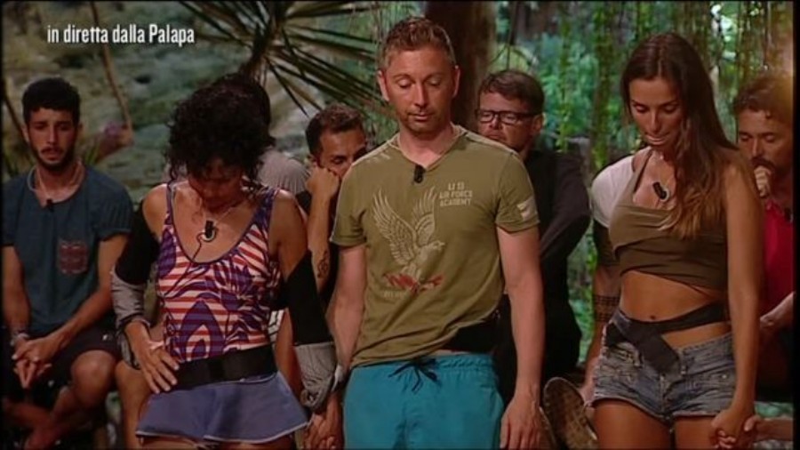Isola dei famosi 11: scontro Simona Ventura-Jonás Berami, fuori Fiordaliso