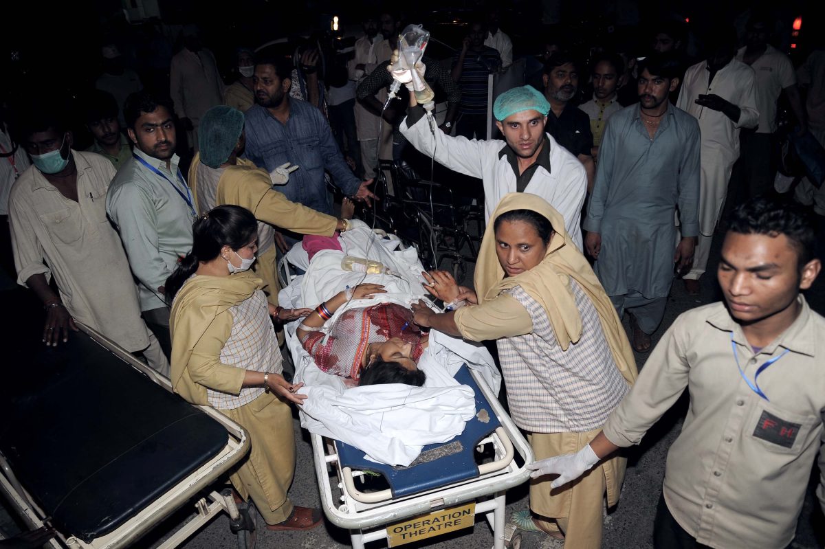 Galleria foto 'Attentato a Lahore: la strage dei cristiani – Foto' - foto 2