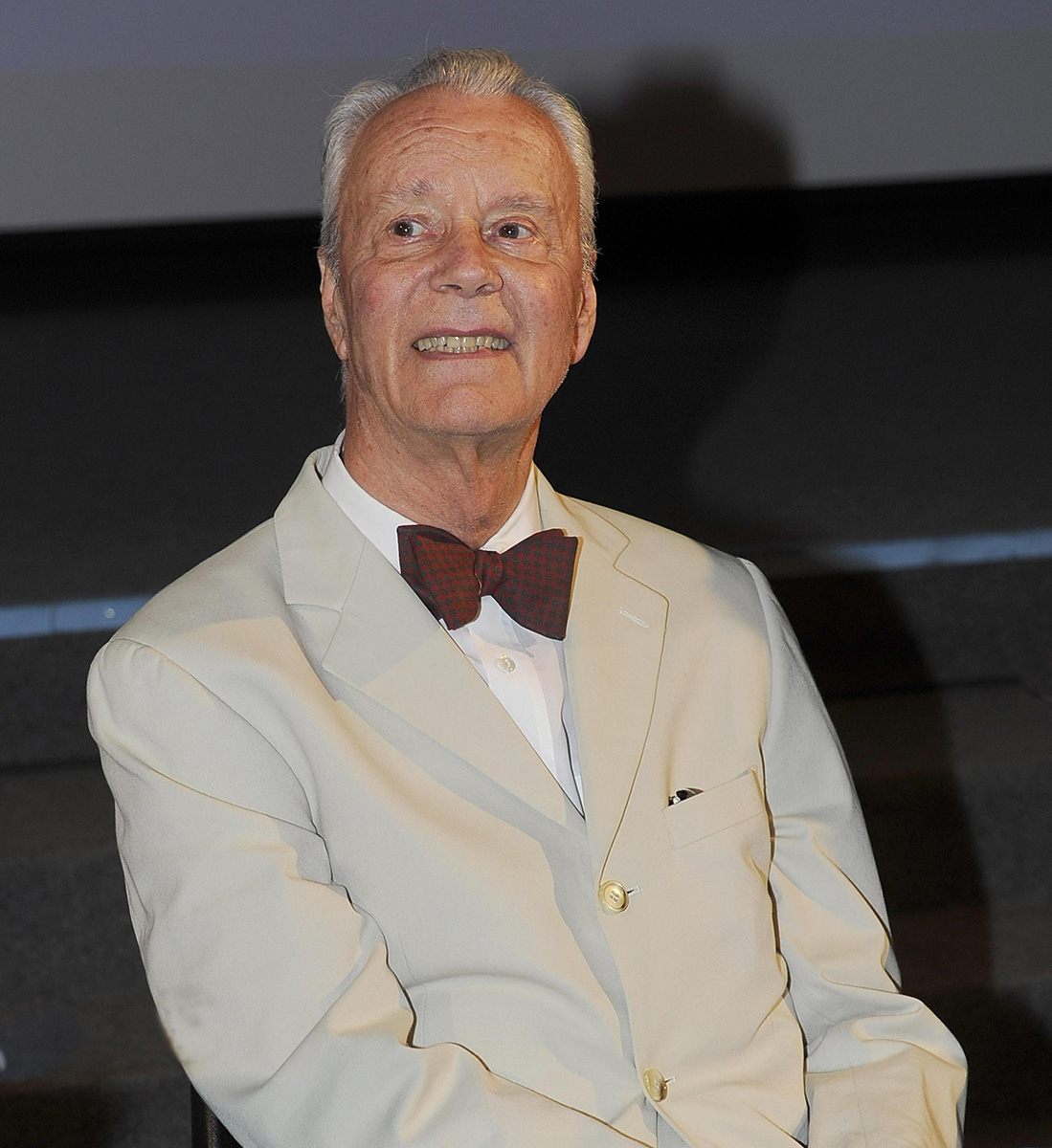 Paolo Poli, addio a un grande artista del palcoscenico – Foto Paolo Poli, addio a un grande artista del palcoscenico – Foto