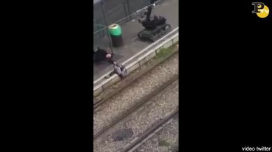 Schaerbeek: terrorista a terra con robot degli artificieri – video