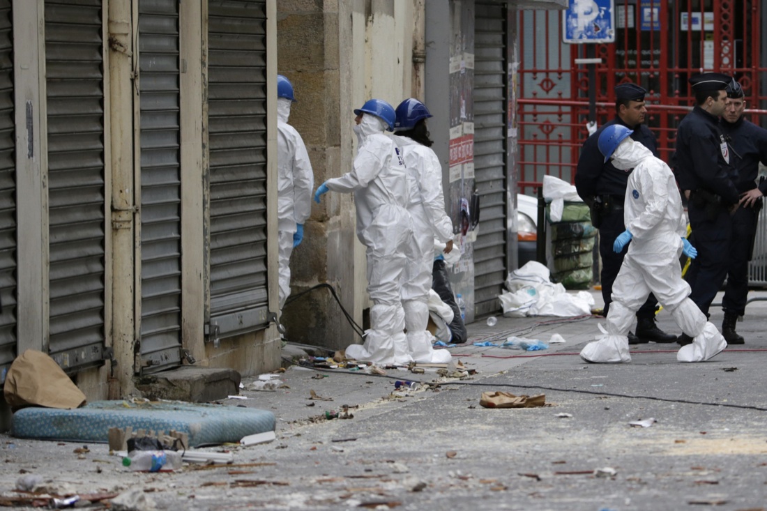 Salah Abdeslam: ecco perché a Parigi non mi sono fatto esplodere – Foto e Video Salah Abdeslam: ecco perché a Parigi non mi sono fatto esplodere – Foto e Video