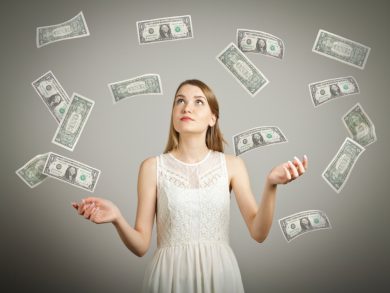 10 professioni dove le donne sono pagate di più degli uomini