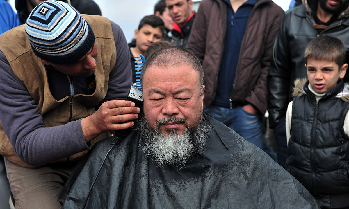 Emergenza migranti: la Grecia tra rischio default e boom di solidarietà