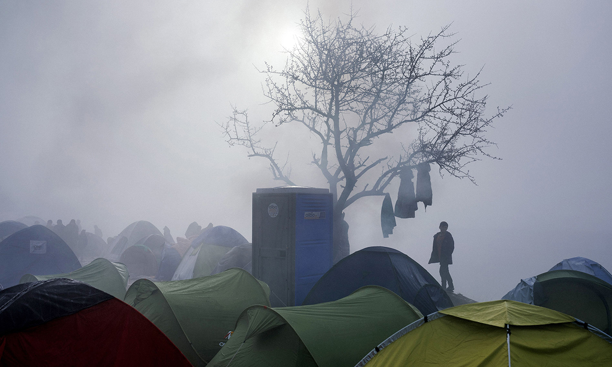 Emergenza migranti: la Grecia tra rischio default e boom di solidarietà