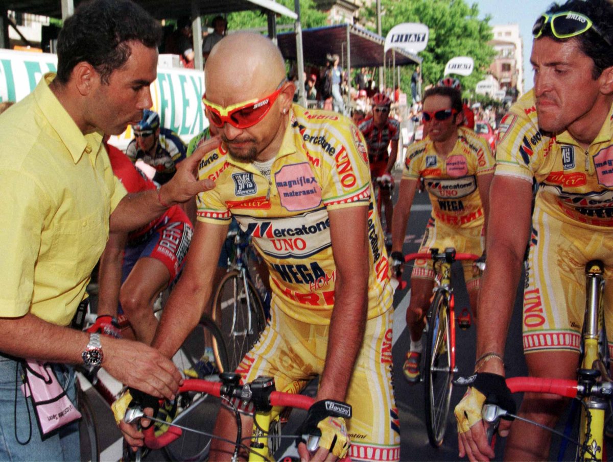 Galleria foto 'Marco Pantani, “così la Camorra gli fece perdere il Giro d’Italia del 1999”' - foto 2