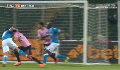 29a giornata – Napoli, rigore generoso da Rocchi per battere il Palermo