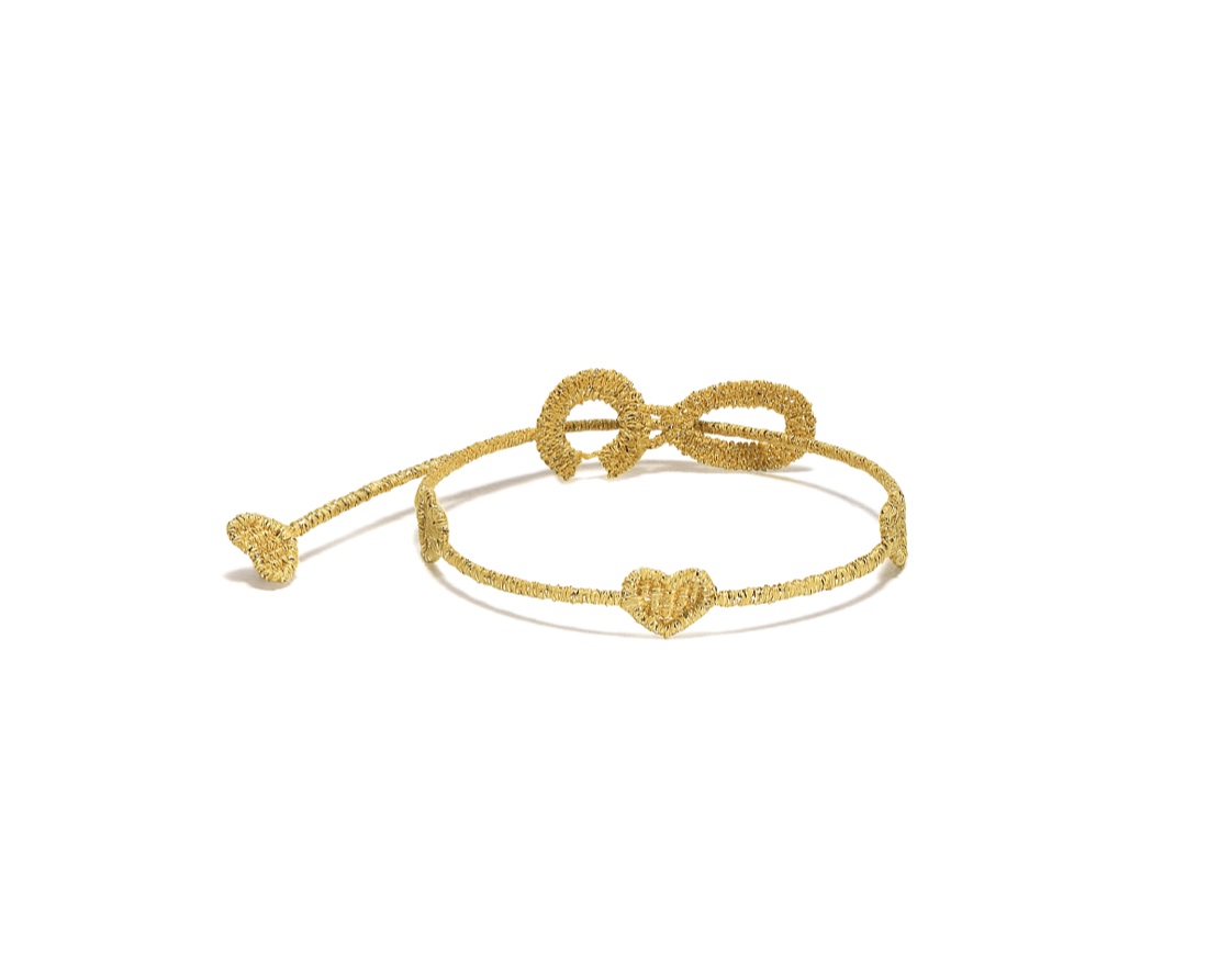 Il bracciale della solidarietà: Cruciani e la Lega del Filo d’Oro insieme Il bracciale della solidarietà: Cruciani e la Lega del Filo d’Oro insieme
