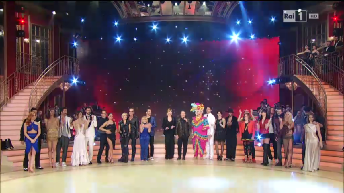 Galleria foto 'Ballando con le stelle 11: Morgan superstar, lite Platinette-Lucarelli' - foto 4