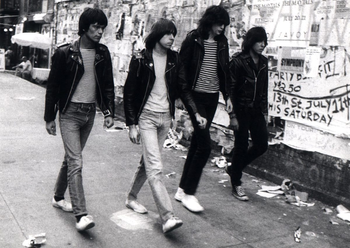 Galleria foto 'Enrico Ruggeri: “Quarant’anni fa il punk cambiò tutto per sempre” – Intervista' - foto 4