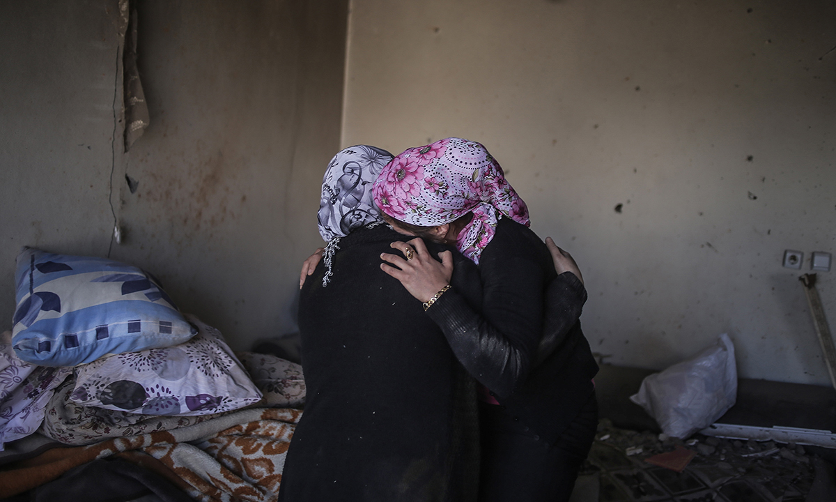 Turchia, il ritorno dei curdi tra le macerie di Cizre – Foto Turchia, il ritorno dei curdi tra le macerie di Cizre – Foto