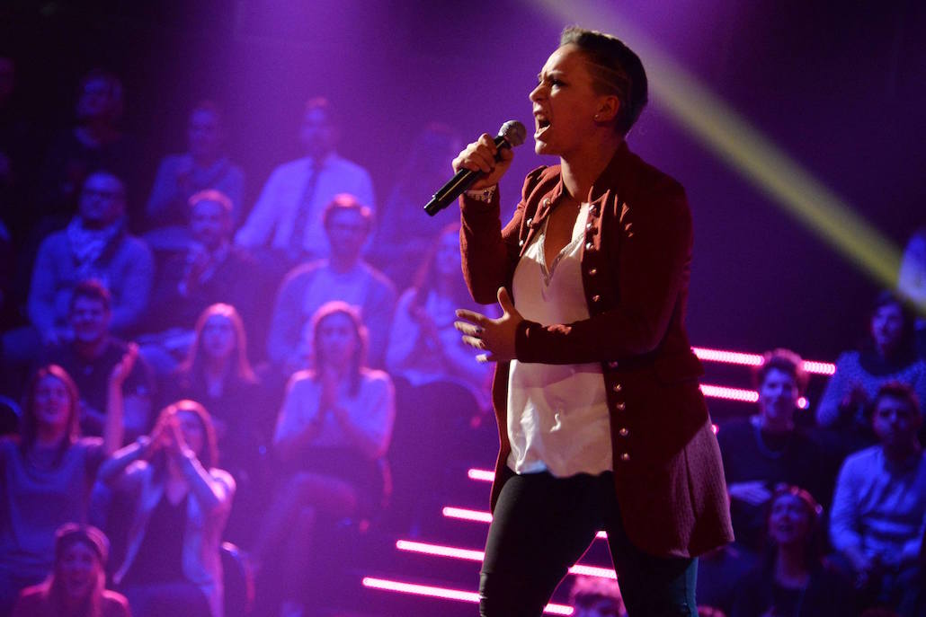 The Voice 4: la storia di Kimia emoziona tutti, scintille tra Killa e Dolcenera The Voice 4: la storia di Kimia emoziona tutti, scintille tra Killa e Dolcenera