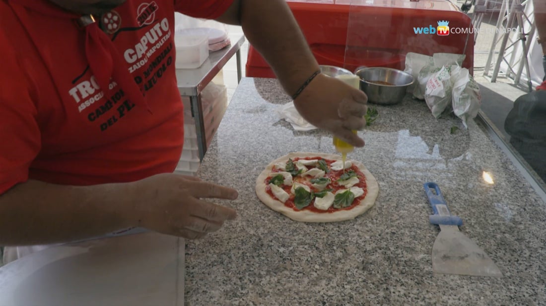 Giù le mani dalla pizza italiana Giù le mani dalla pizza italiana