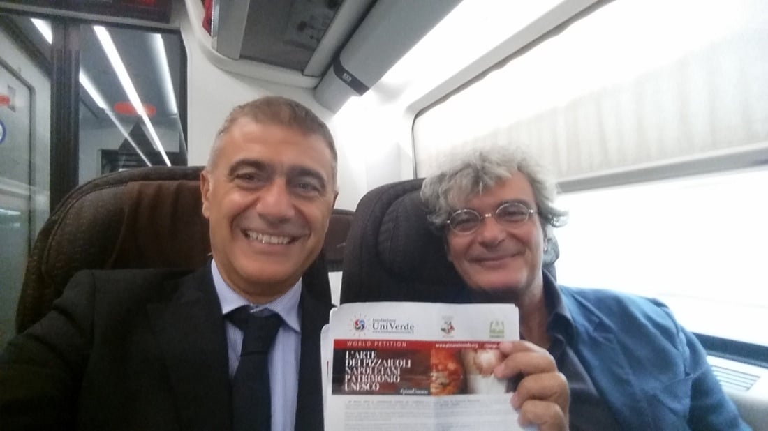 Giù le mani dalla pizza italiana Giù le mani dalla pizza italiana