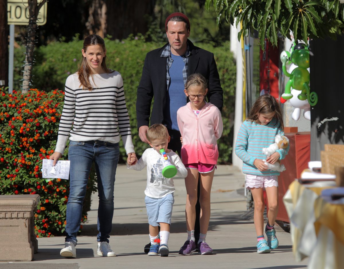 Jennifer Garner e Ben Affleck, divorzio ufficiale: ecco perché Jennifer Garner e Ben Affleck, divorzio ufficiale: ecco perché