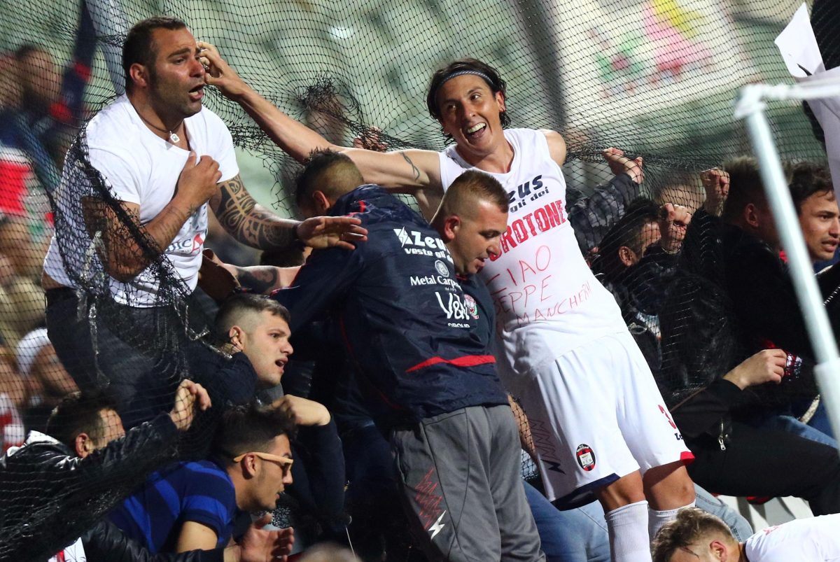 Galleria foto 'Crotone, la favola della promozione (storica) in serie A' - foto 9