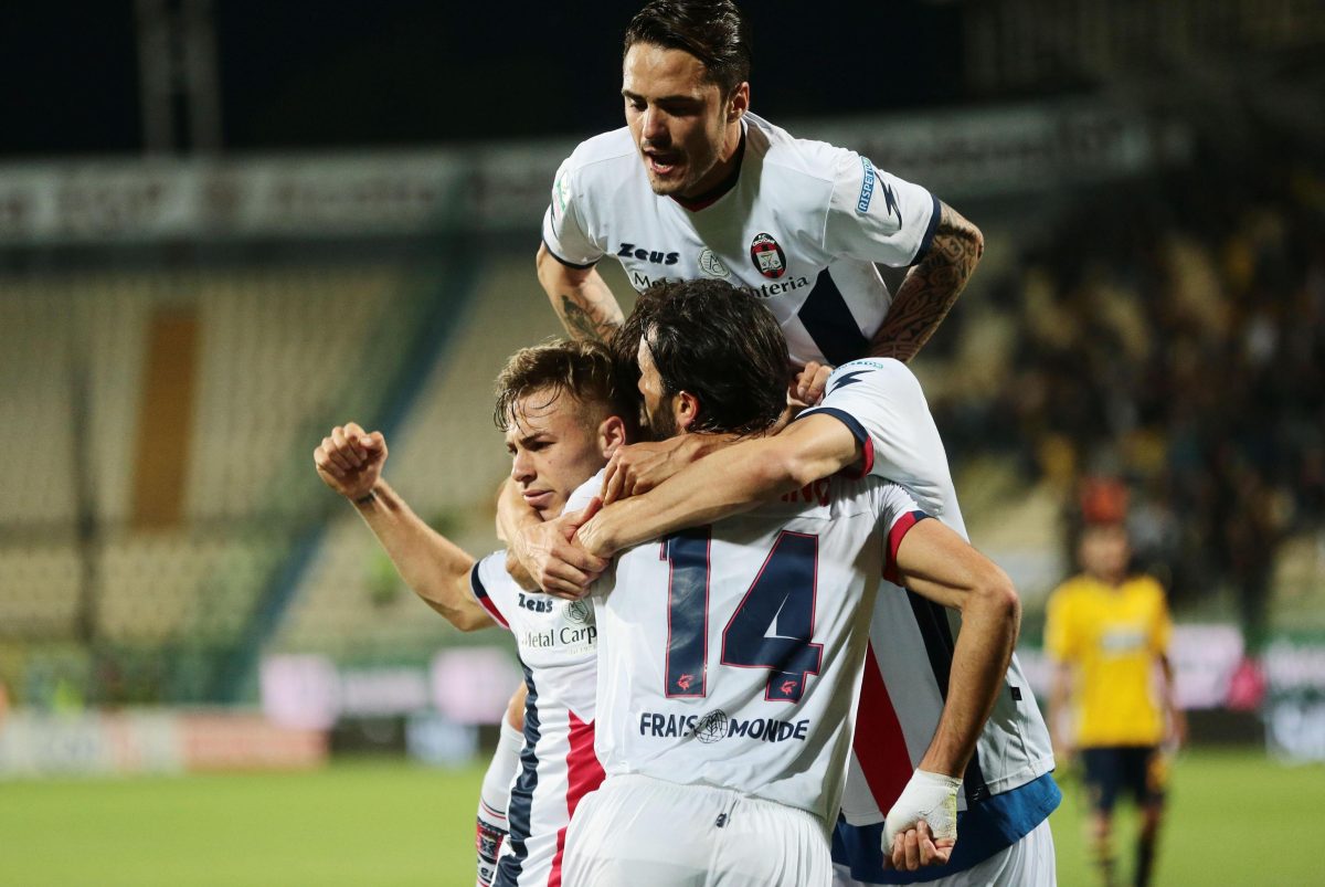 Galleria foto 'Crotone, la favola della promozione (storica) in serie A' - foto 2
