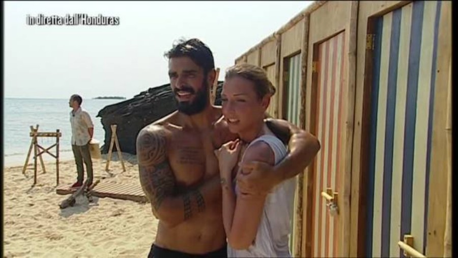 Isola dei famosi 11: spoiler della Ventura in diretta, fuori Mech Isola dei famosi 11: spoiler della Ventura in diretta, fuori Mech