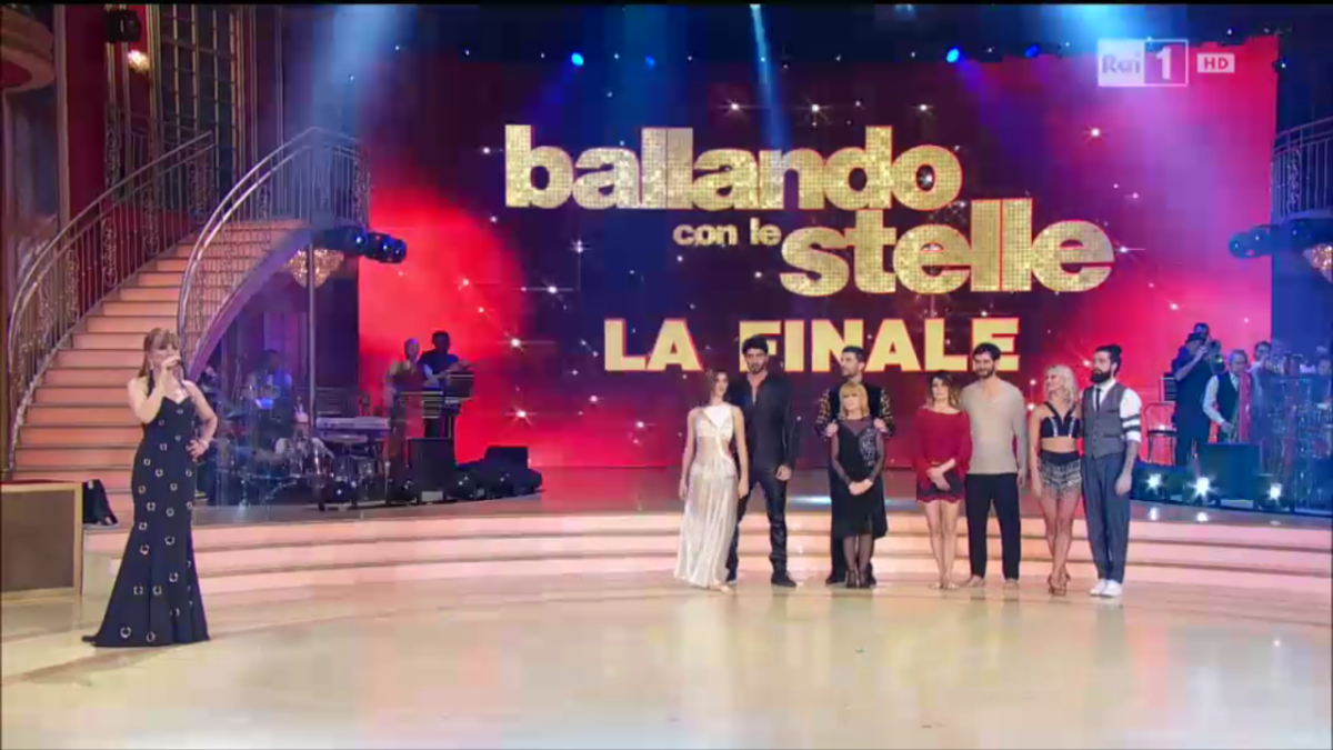 Galleria foto 'Ballando con le stelle 11: trionfa Iago Garcia, secondo Michele Morrone' - foto 5