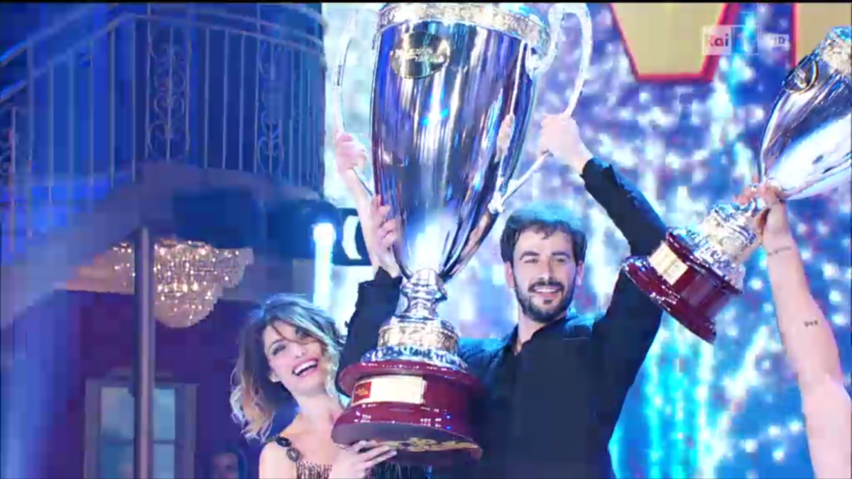 Galleria foto 'Ballando con le stelle 11: trionfa Iago Garcia, secondo Michele Morrone' - foto 2