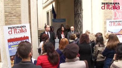 “Come saltano i pesci”, Macerata celebra i suoi attori-beniamini