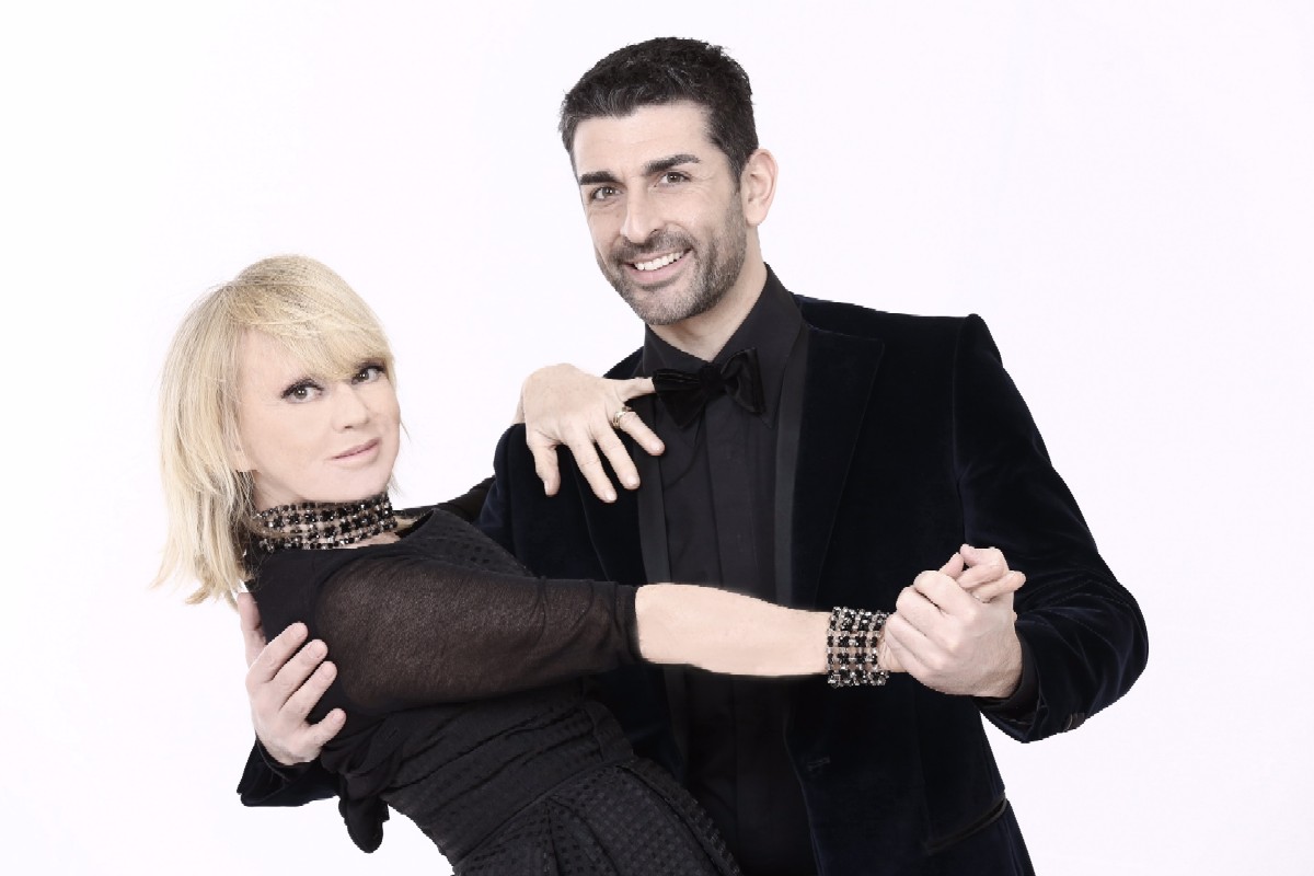 Ballando con le stelle 11: Benji & Fede ospiti della finale. Chi vincerà? Ballando con le stelle 11: Benji & Fede ospiti della finale. Chi vincerà?