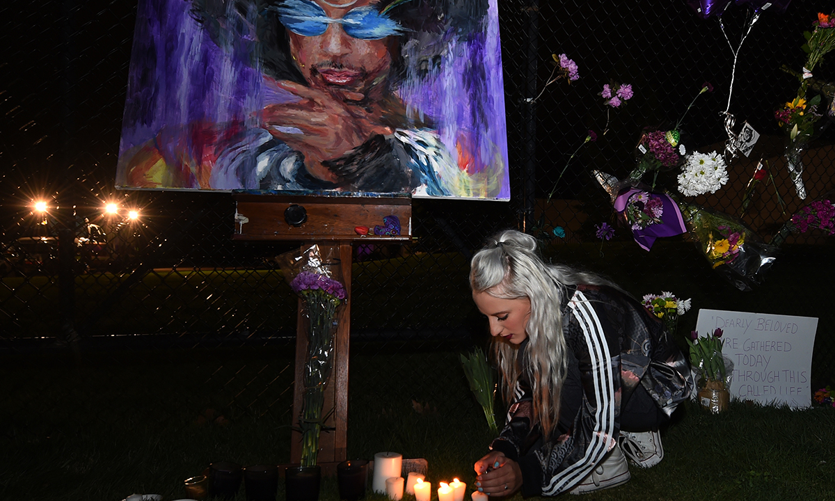Addio a Prince: il tributo dei fan – Foto