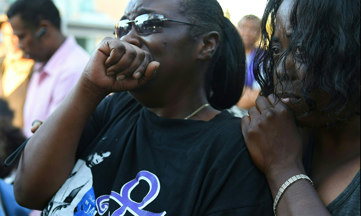 Addio a Prince: il tributo dei fan – Foto