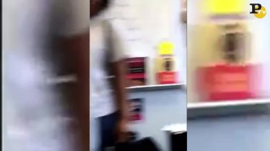 Usa: prof piange in classe per la morte di Prince