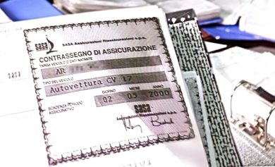 Su cosa risparmiano gli italiani: 8 curiosità