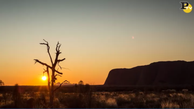 Un “campo di luce” ai piedi dell’Ayers Rock, Uluru