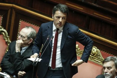 Il Senato boccia le due sfiducie al Governo Renzi