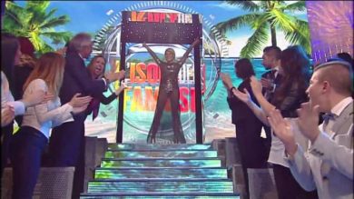 Ascolti 18/4: “L’Isola dei Famosi” stravince con Simona Ventura in studio