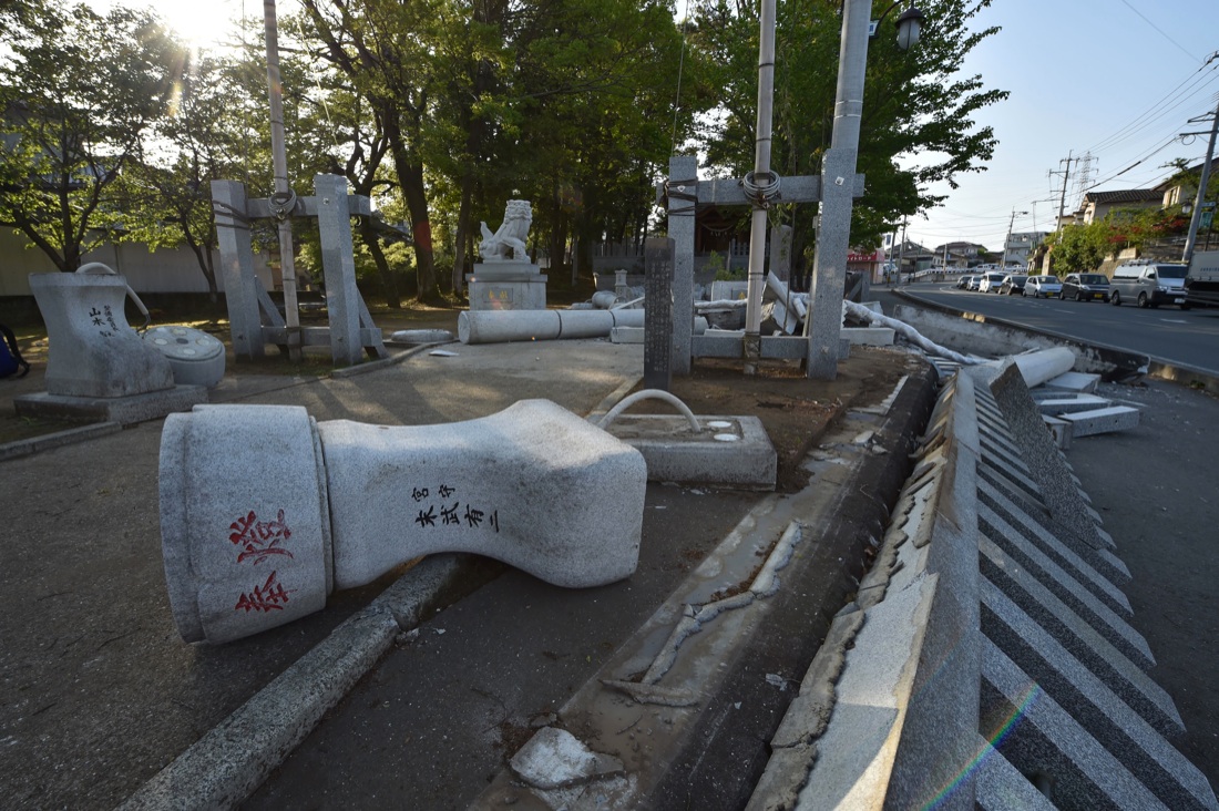 Terremoto in Giappone: 42 morti, 9 dispersi e le scosse continuano – Foto