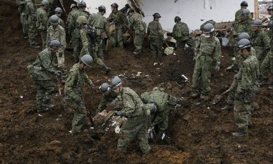 Terremoto in Giappone: 42 morti, 9 dispersi e le scosse continuano – Foto
