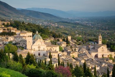 Welcome to Calendimaggio, Assisi’s Spring Festival