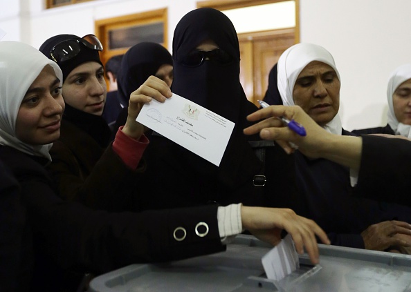 Siria: elezioni surreali in un Paese in guerra