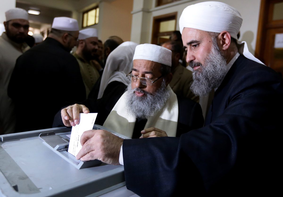 Galleria foto 'Siria: il senso delle elezioni in un Paese in guerra' - foto 10