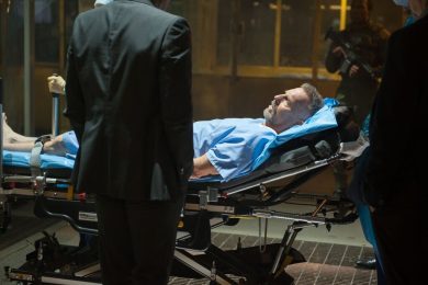 Criminal, Costner doppio e un po’ “trash” – La recensione