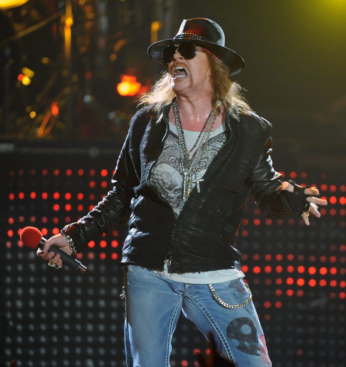 Galleria foto 'Guns N’ Roses: Axl canta a Las Vegas con un piede rotto – La scaletta' - foto 4
