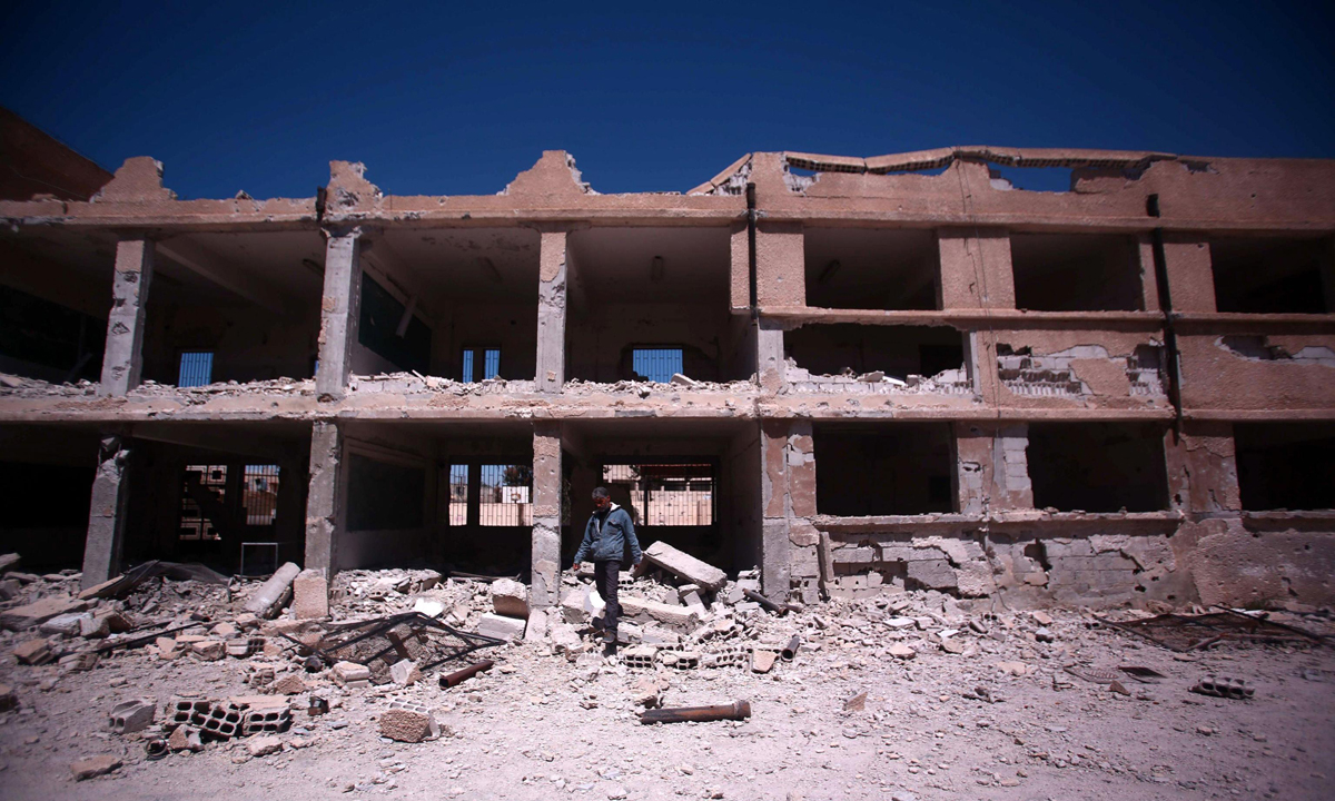 Galleria foto 'Siria, l’Isis massacra 175 dei 300 operai rapiti' - foto 13