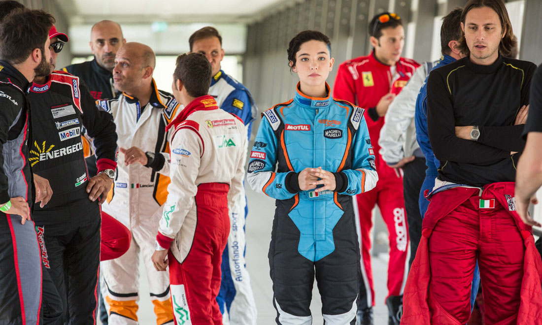 Veloce come il vento, Stefano Accorsi pilota decadente: 5 cose da sapere Veloce come il vento, Stefano Accorsi pilota decadente: 5 cose da sapere